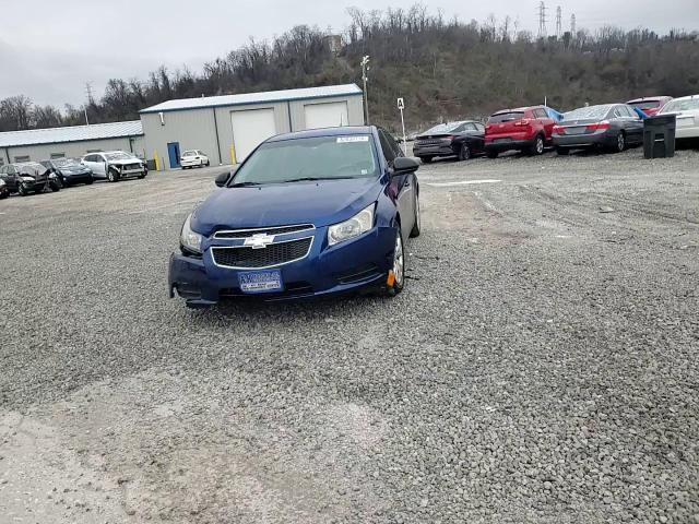 2013 Chevrolet Cruze - Image 13