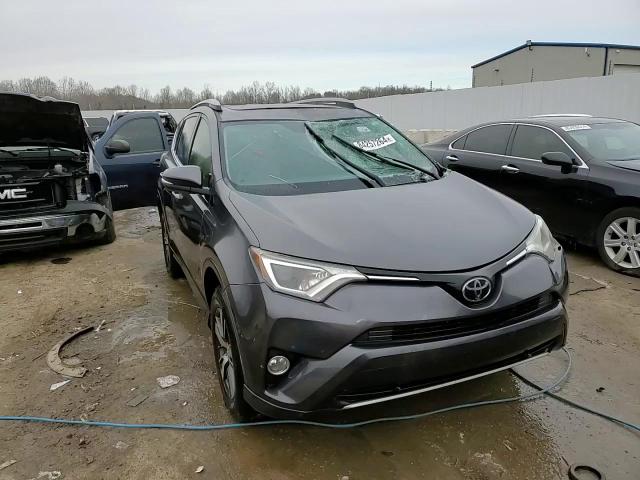 2017 Toyota RAV 4 - Image 13
