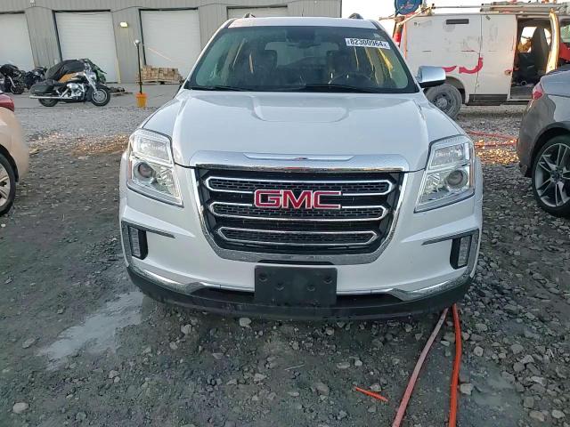 2017 GMC Terrain - Image 13