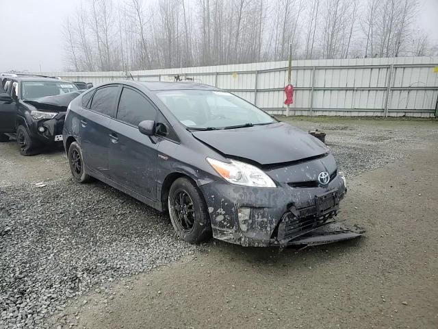 2014 Toyota Prius - Image 11