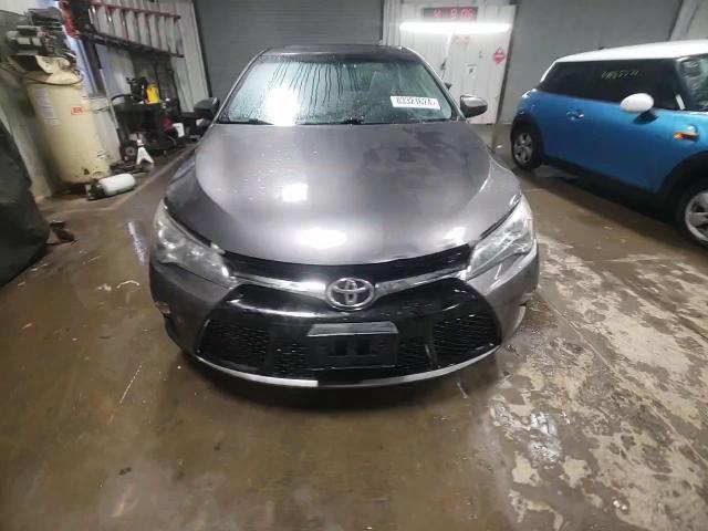 2016 Toyota Camry - Image 13