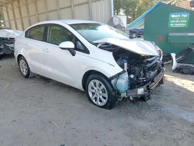 2017 Kia Rio - Image 14