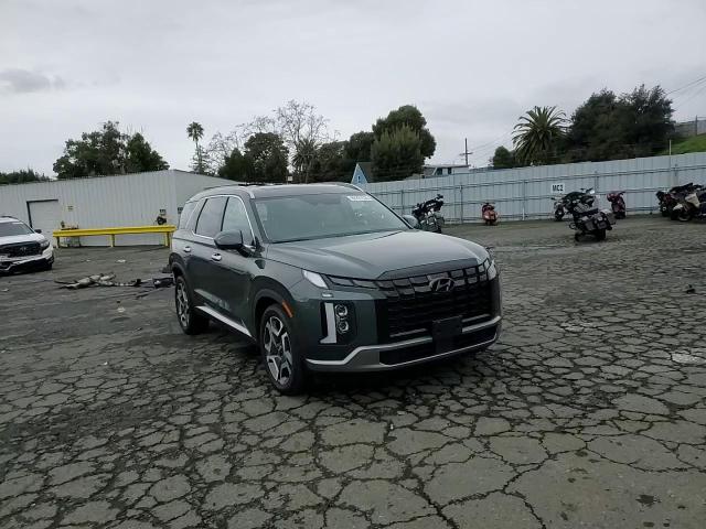 2023 Hyundai Palisade - Image 12