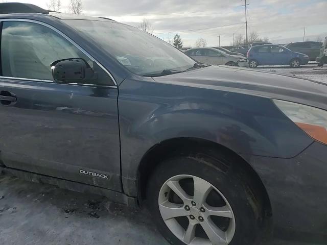 2014 Subaru Outback - Image 12