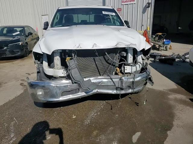 2014 RAM 1500 - Image 13