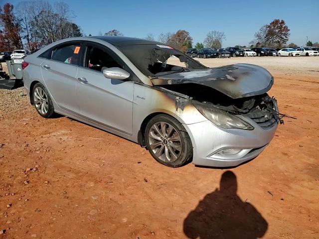 2012 Hyundai Sonata - Image 11
