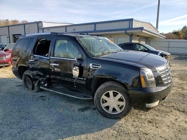 2008 Cadillac Escalade - Image 12