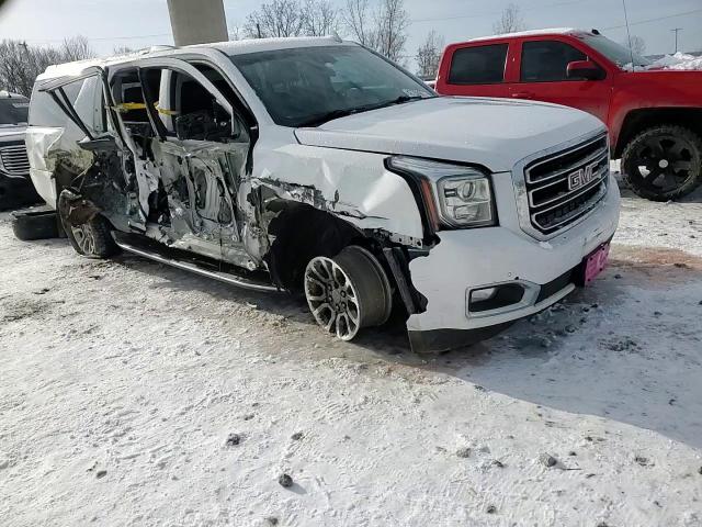 2016 GMC Yukon - Image 14