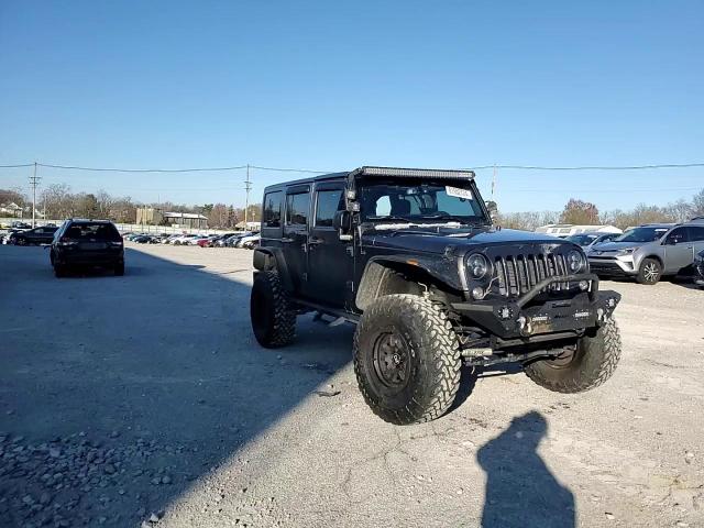 2017 Jeep Wrangler - Image 14