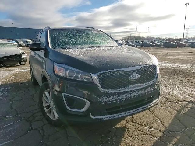2018 Kia Sorento - Image 10