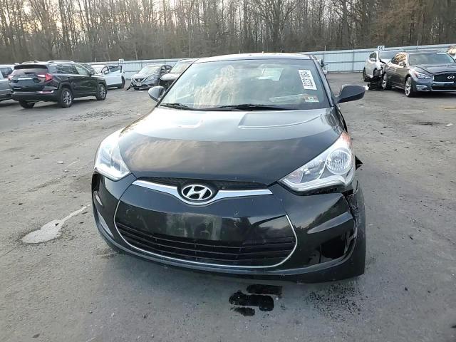 2017 Hyundai Veloster VIN: KMHTC6ADXHU317728 Lot: 82231864