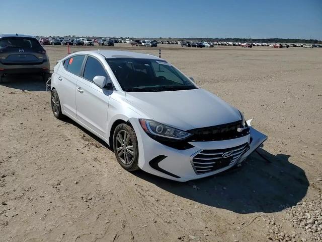 2018 Hyundai Elantra - Image 11