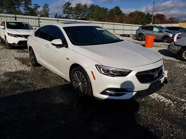 2018 Buick Regal Essence VIN: W04GP6SX0J1120992 Lot: 83452084