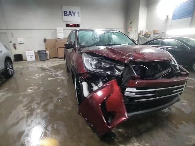 2019 Toyota Highlander - Image 13