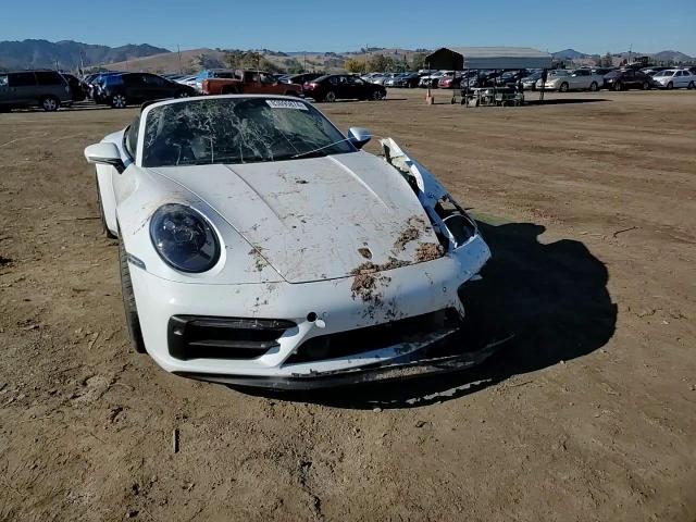 2022 Porsche 911 - Image 11