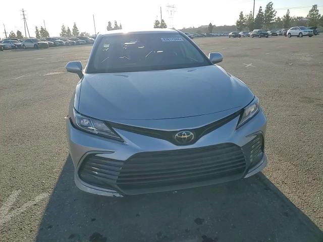 2022 Toyota Camry - Image 10