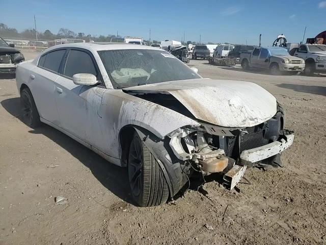 2015 Dodge Charger - Image 11