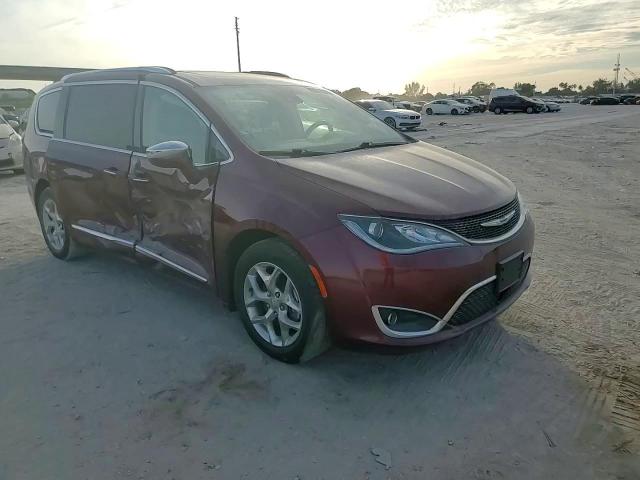 2018 Chrysler Pacifica Limited VIN: 2C4RC1GGXJR257035 Lot: 86084044