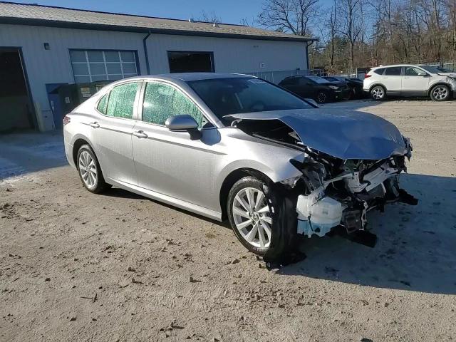 2023 Toyota Camry - Image 10