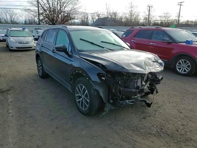 2021 Volkswagen Tiguan - Image 12