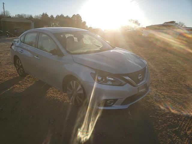 2018 Nissan Sentra - Image 11