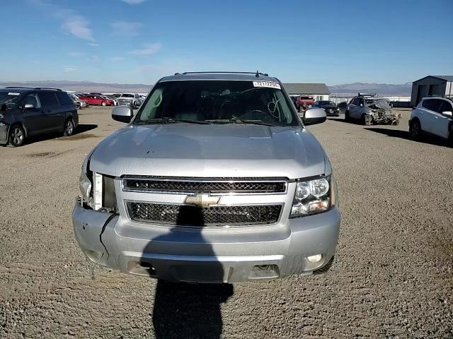 2010 Chevrolet Suburban - Image 11