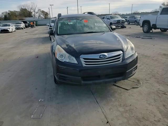 2012 Subaru Outback - Image 12