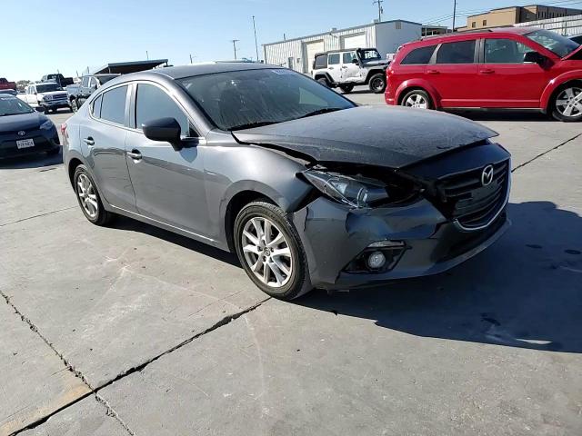 2015 Mazda 3 - Image 10