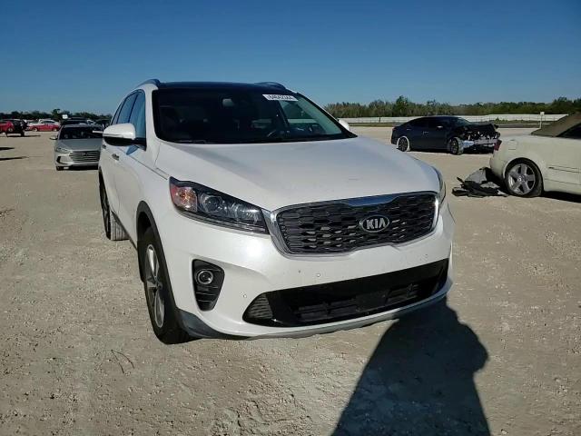 2019 Kia Sorento - Image 11