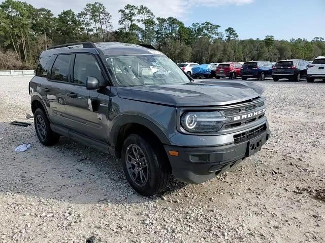 2022 Ford Bronco - Image 14