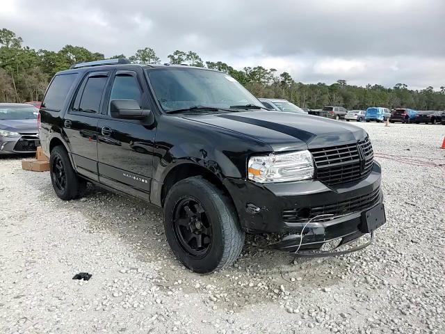2012 Lincoln Navigator - Image 14