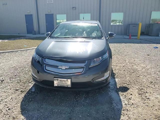 2013 Chevrolet Volt - Image 13