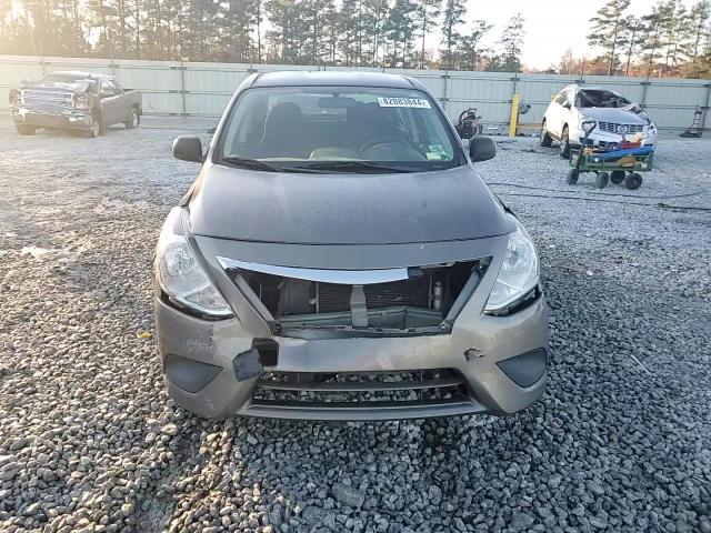 2015 Nissan Versa - Image 13
