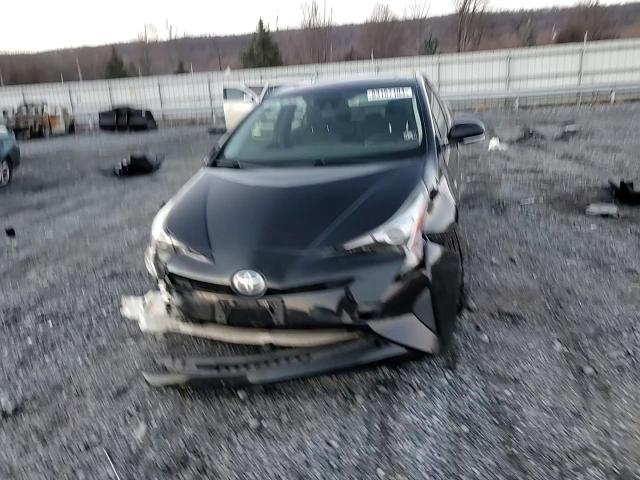 2017 Toyota Prius - Image 11