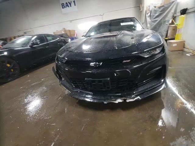 2022 Chevrolet Camaro - Image 14