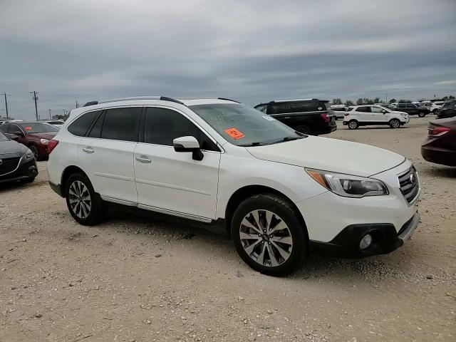 2017 Subaru Outback - Image 11