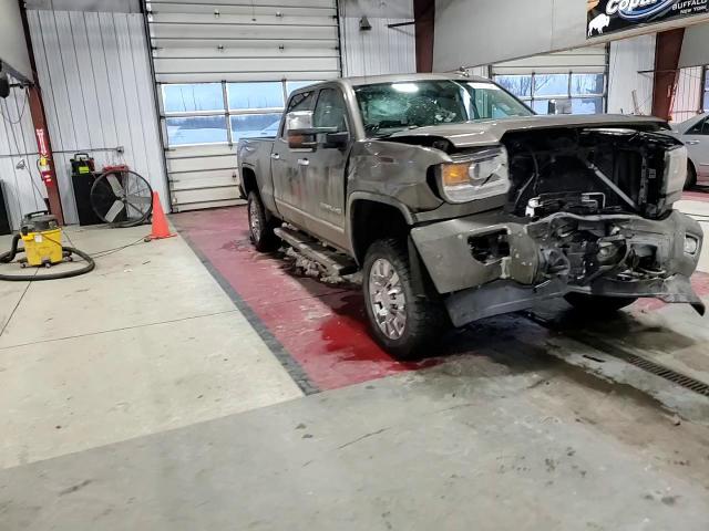 2015 GMC Sierra - Image 11