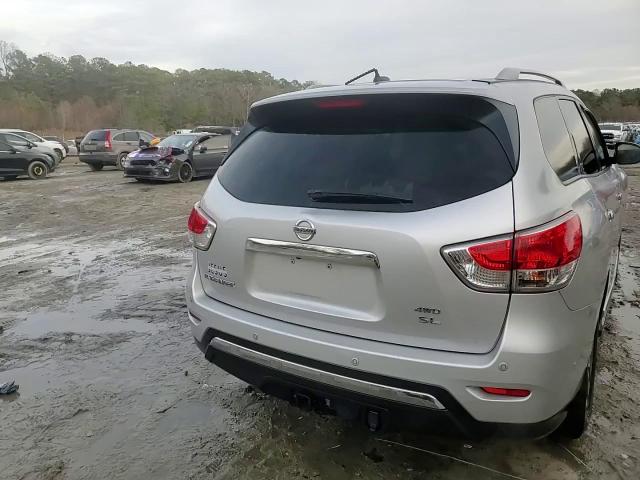 2014 Nissan Pathfinder - Image 14