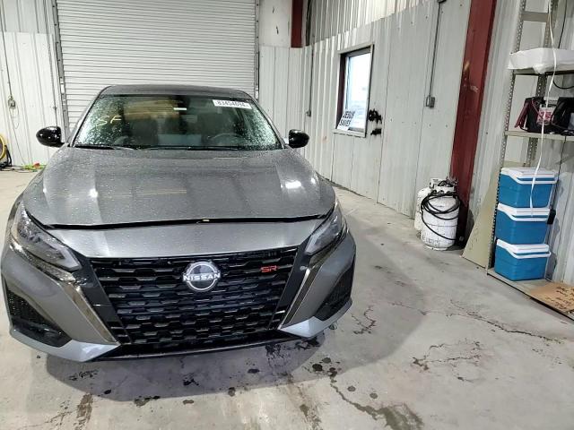 2024 Nissan Altima - Image 13