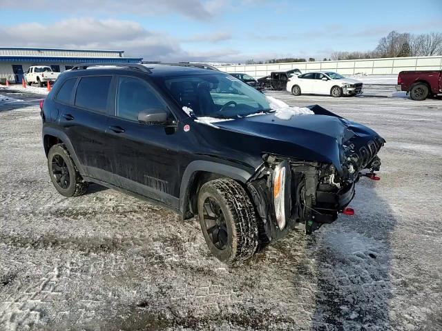 2017 Jeep Cherokee Trailhawk VIN: 1C4PJMBSXHW631056 Lot: 85382184