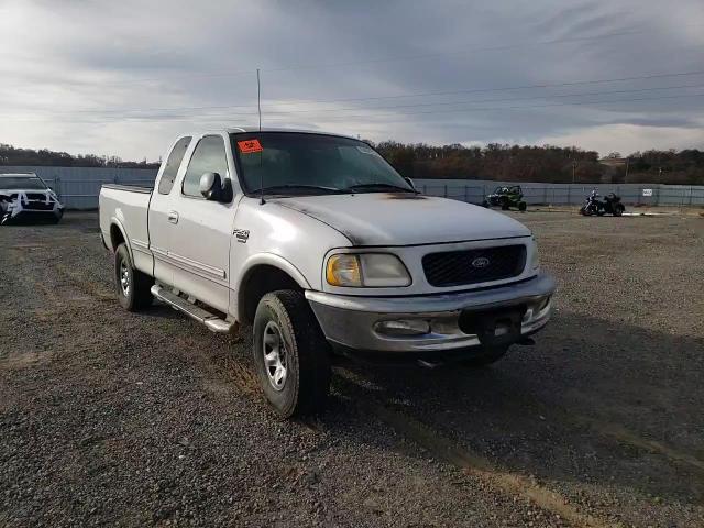 1998 Ford F250 VIN: 1FTPX28L4WKA41149 Lot: 84369654