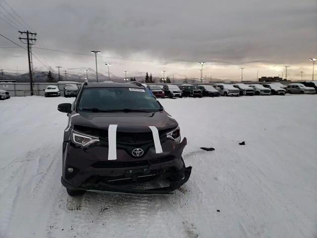 2017 Toyota RAV 4 - Image 12