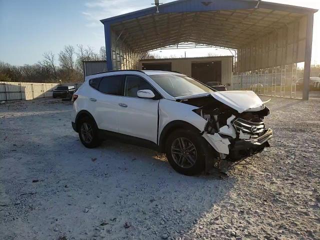 2018 Hyundai Santa Fe - Image 12