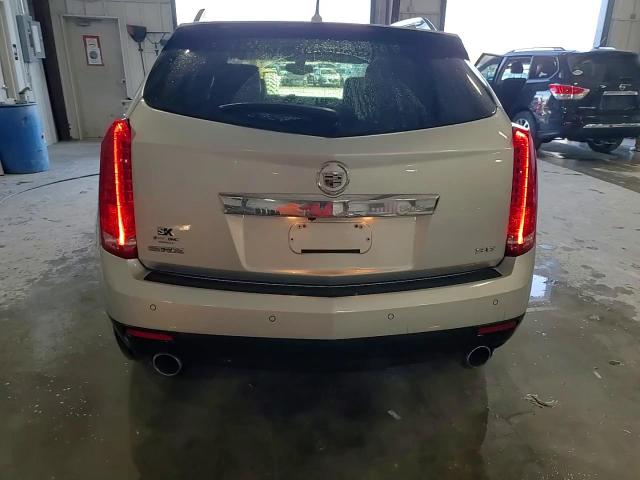 2014 Cadillac SRX - Image 14