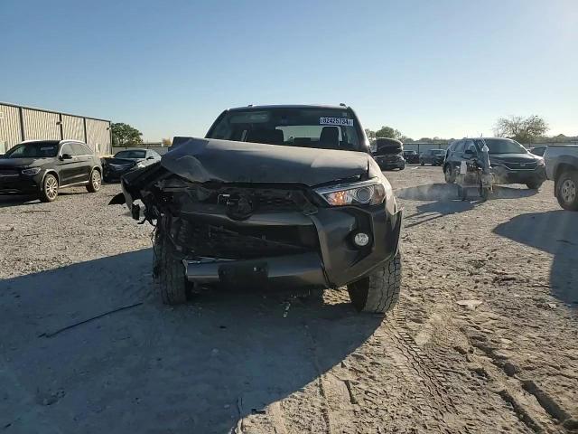 2018 Toyota 4Runner - Image 12