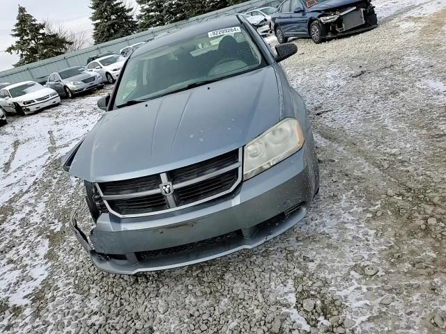 2009 Dodge Avenger - Image 10
