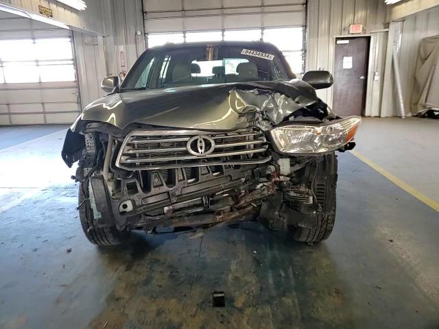 2010 Toyota Highlander - Image 11