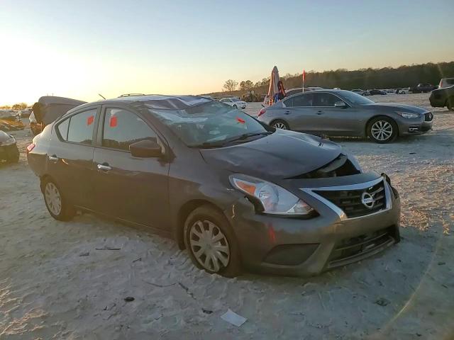 2015 Nissan Versa - Image 10