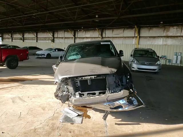 2016 RAM 1500 - Image 11