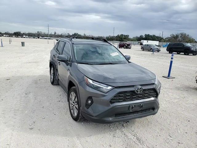 2023 Toyota RAV 4 - Image 12